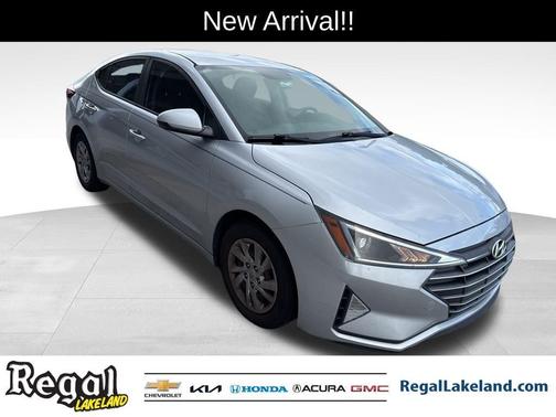 2019 Hyundai ELANTRA SE