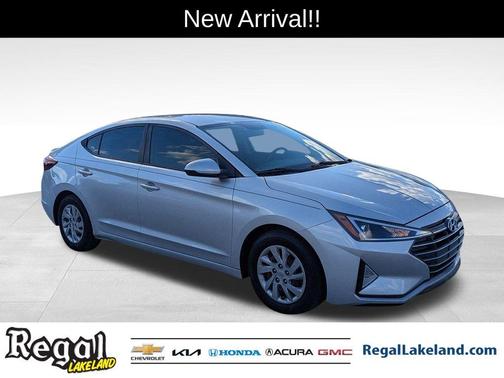 2019 Hyundai ELANTRA SE