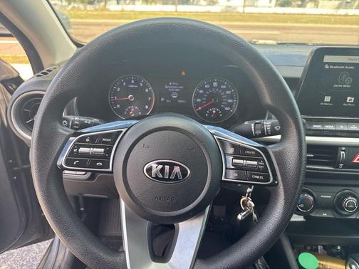 2021 Kia Forte FE