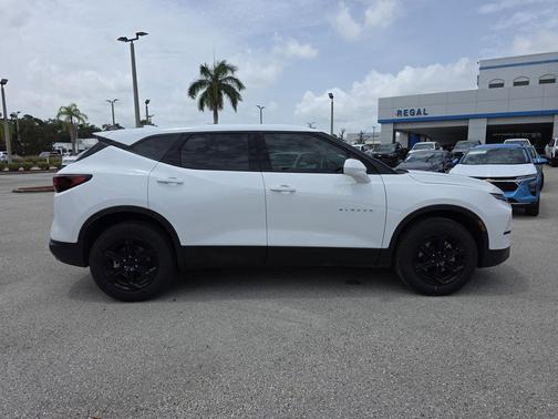 2025 Chevrolet Blazer LT