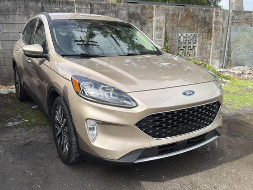 Desert Gold Metallic 2020 Ford Escape Titanium Hybrid
