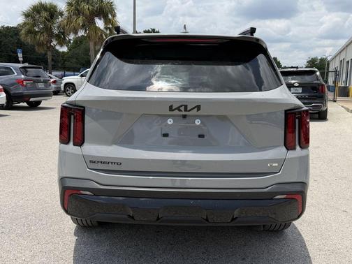 Wolf Gray 2026 Kia Sorento X-Line EX