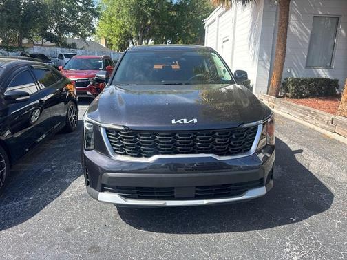 2025 Kia Sorento LX