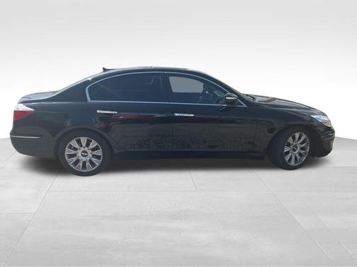 2011 Hyundai Genesis 3.8