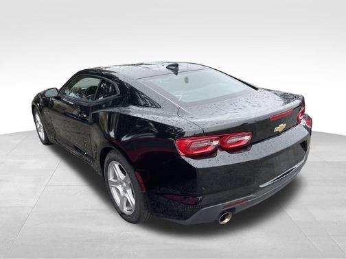 2022 Chevrolet Camaro 1LT