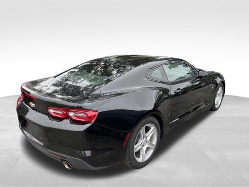 2022 Chevrolet Camaro 1LT