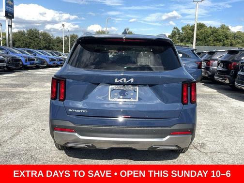 2025 Kia Sorento S