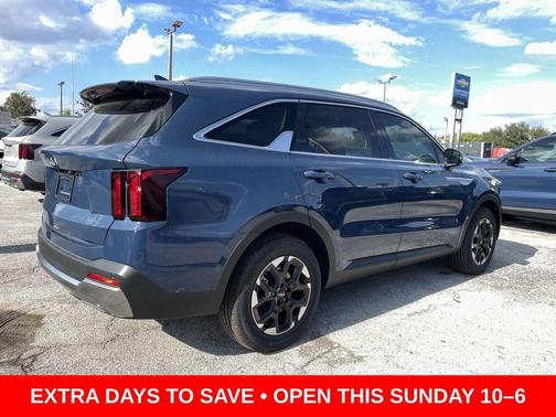 2025 Kia Sorento S