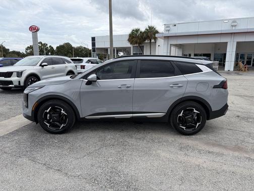 C7S 2027 Kia Sportage EX