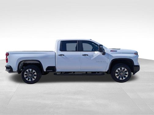 2025 Chevrolet Silverado 2500 Custom