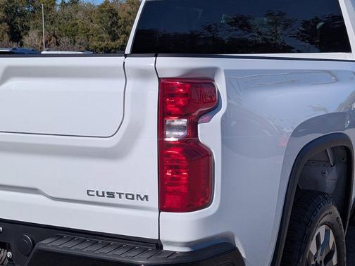 2025 Chevrolet Silverado 2500 Custom