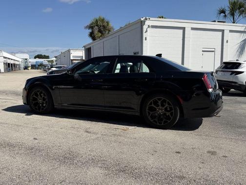 Gloss Black 2017 Chrysler 300 S