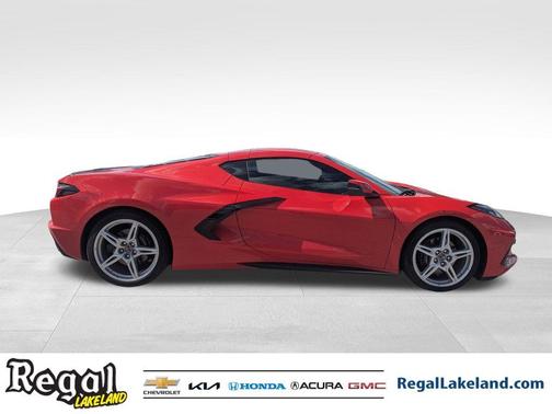2024 Chevrolet Corvette Stingray w/2LT