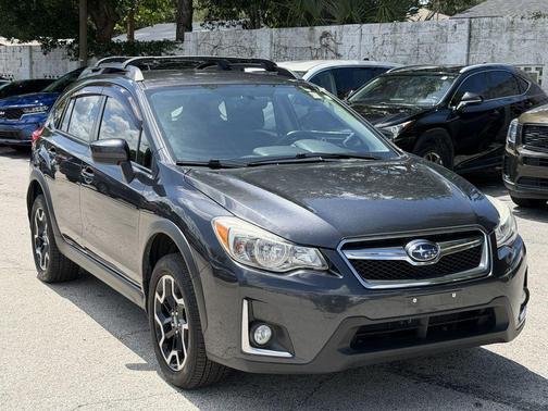 Dark Gray Metallic 2017 Subaru Crosstrek 2.0i Premium