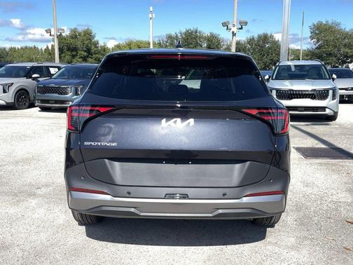 2026 Kia Sportage EX