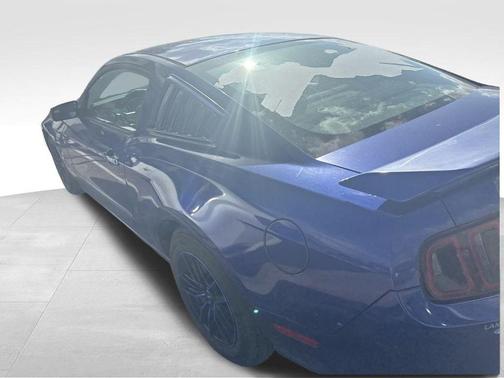 2014 Ford Mustang V6