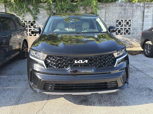 Ebony Black 2023 Kia Sorento S