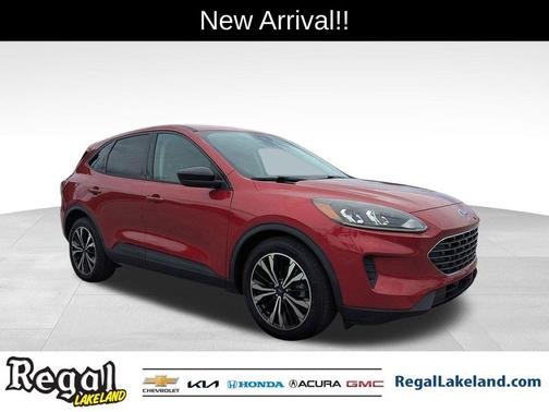 2022 Ford Escape SE