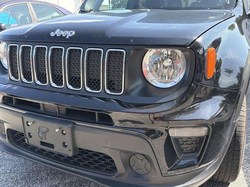 Black Clearcoat 2019 Jeep Renegade Sport