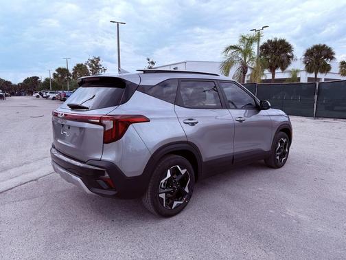 Steel Gray 2026 Kia Seltos S