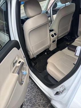 White 2022 Mercedes-Benz GLB 250 Base