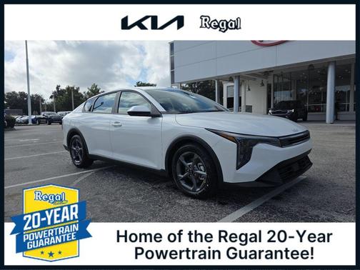 2025 Kia K4 LXS