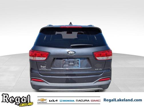 2016 Kia Sorento EX