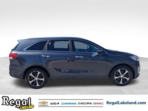 2016 Kia Sorento EX