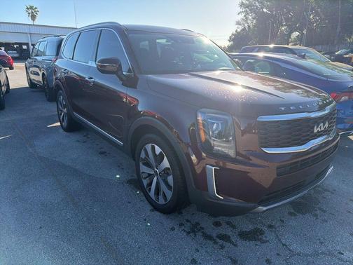 2022 Kia Telluride S