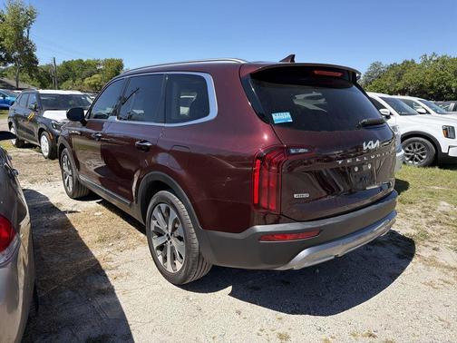 Sangria Red 2022 Kia Telluride S