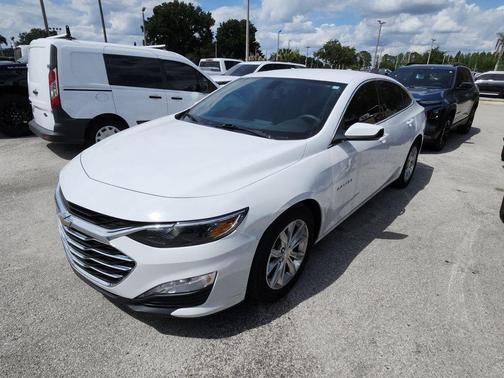 Summit White 2020 Chevrolet Malibu LT