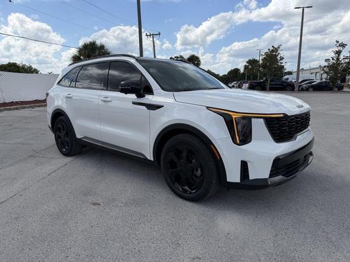 Snow White Pearl 2026 Kia Sorento Hybrid X-LINE SX PRESTIGE