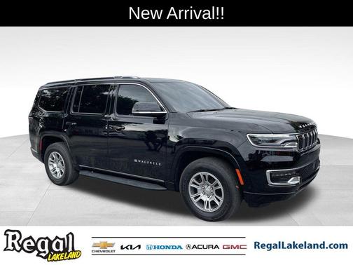 2024 Jeep Wagoneer Base