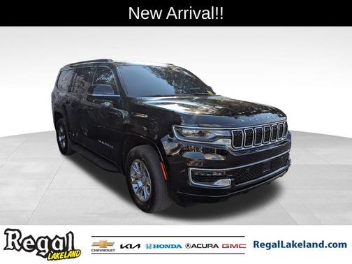 2024 Jeep Wagoneer Base