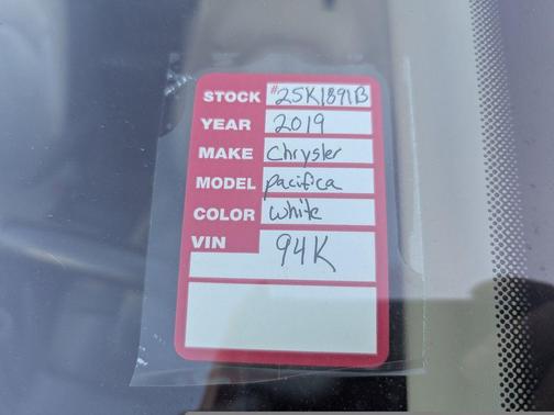 2019 Chrysler Pacifica Touring-L