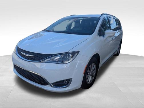 2019 Chrysler Pacifica Touring-L