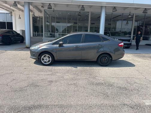 Magnetic 2019 Ford Fiesta SE