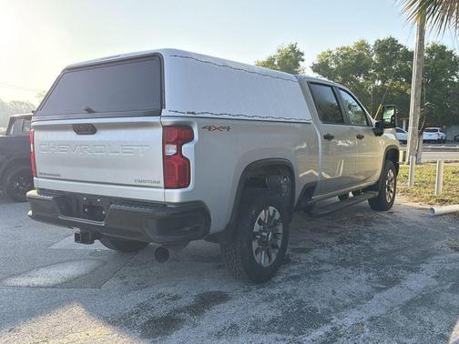 Silver Ice Metallic 2023 Chevrolet Silverado 2500 Custom