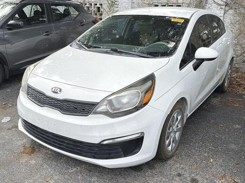Clear White 2017 Kia Rio LX
