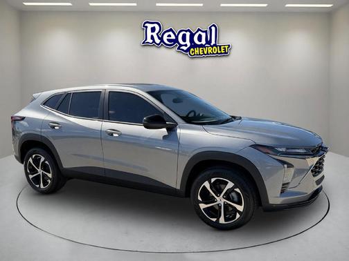 Sterling Gray Metallic 2026 Chevrolet Trax 1RS