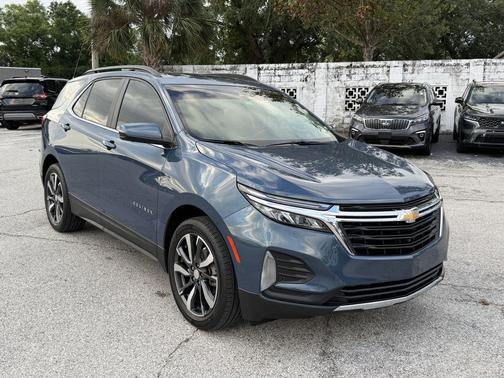 Lakeshore Blue Metallic 2024 Chevrolet Equinox LT
