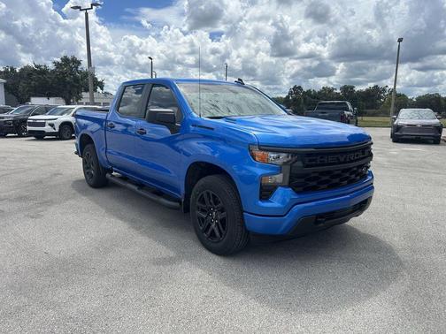 2025 Chevrolet Silverado 1500 Custom