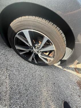 Gun Metallic 2017 Nissan Maxima 3.5 S