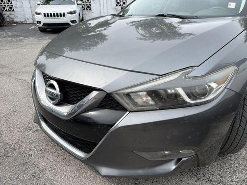 Gun Metallic 2017 Nissan Maxima 3.5 S