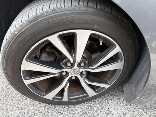 Gun Metallic 2017 Nissan Maxima 3.5 S