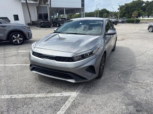 Steel Gray 2024 Kia Forte LXS