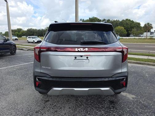 2025 Kia Seltos EX