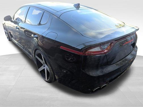 2018 Kia Stinger GT1