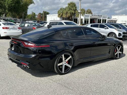 2018 Kia Stinger GT1