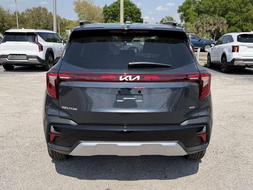 Gravity Gray 2026 Kia Seltos S